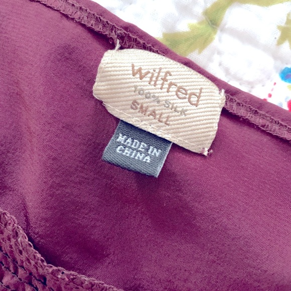 Aritzia Wilfred Burgundy 100% SILK Camisole with Lace Detailing Size S Worn Once - Picture 5 of 9